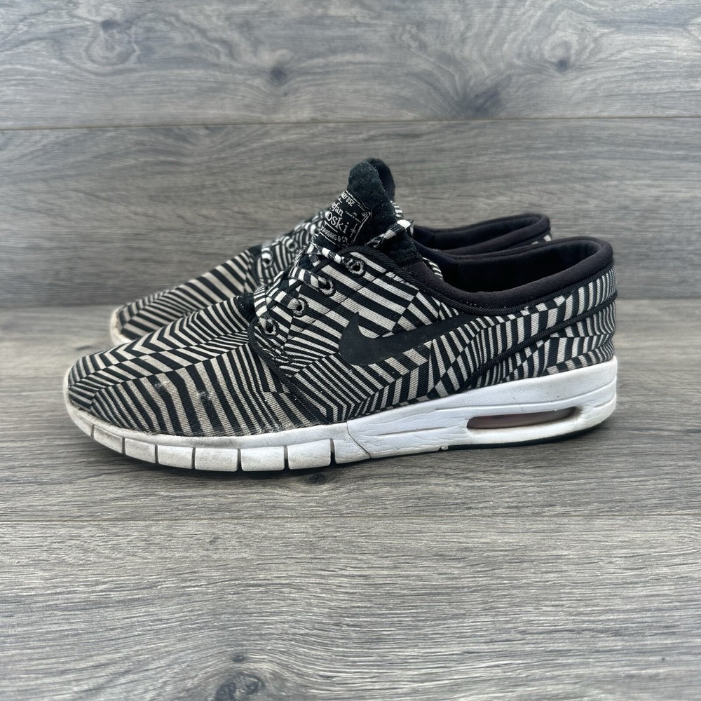 Nike SB Stefan Janoski Shoe Size 9.5 Black White Dazzle Zebra 745955